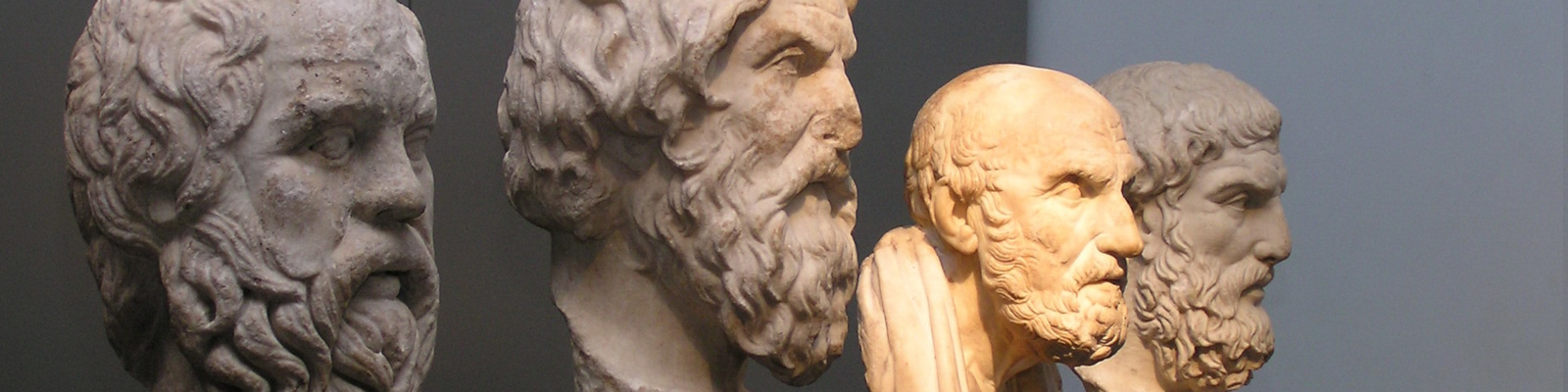 Bustos de Sócrate, Antístenes, Crisipo e Epicuro